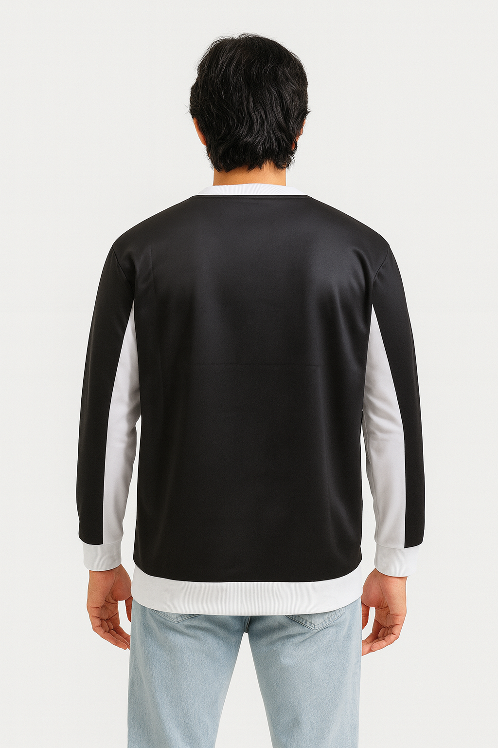 🖤 WTG “Stay Wild” Graphic Sweatshirt